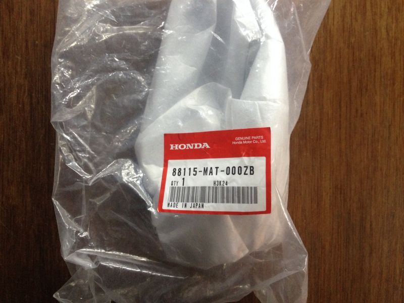 Корпус правого зеркала *NH359M * (NH359M MUTE BLACK METALLIC) Honda CBR1100XX оригинал (арт. 88115MAT000ZB)