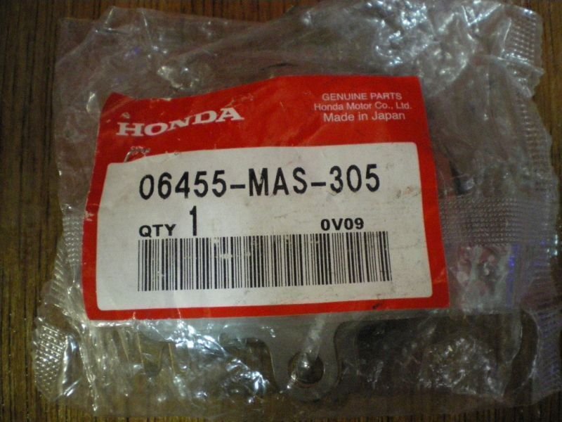 Передние тормозные колодки Honda CBR893RR оригинал, комплект (арт. 06455MAS305), Pad Set, Fr., Honda
