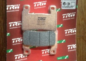 Lucas TRW колодки передние (арт. MCB703SV), аналог 06455-MAS-E01, 06455-MCF-006, 06455-MCE-006, 06455-MBW-E12, 06455MASE01, 06455MCF006, 06455MCE006, 06455MBWE12